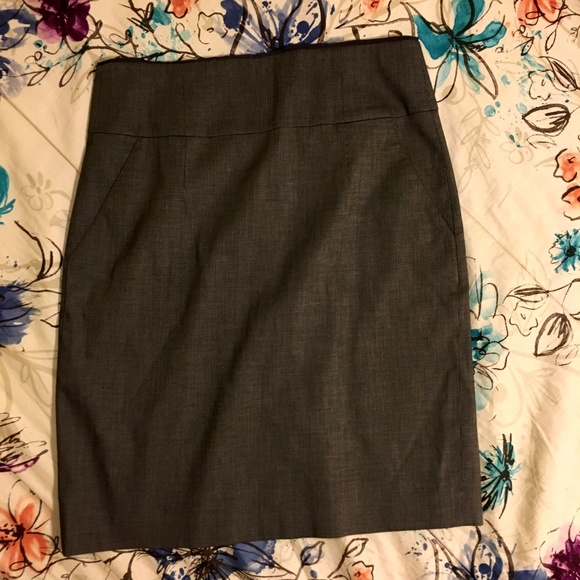 Banana Republic Dresses & Skirts - Tweed BANANA REPUBLIC Skirt - Brown Skirt